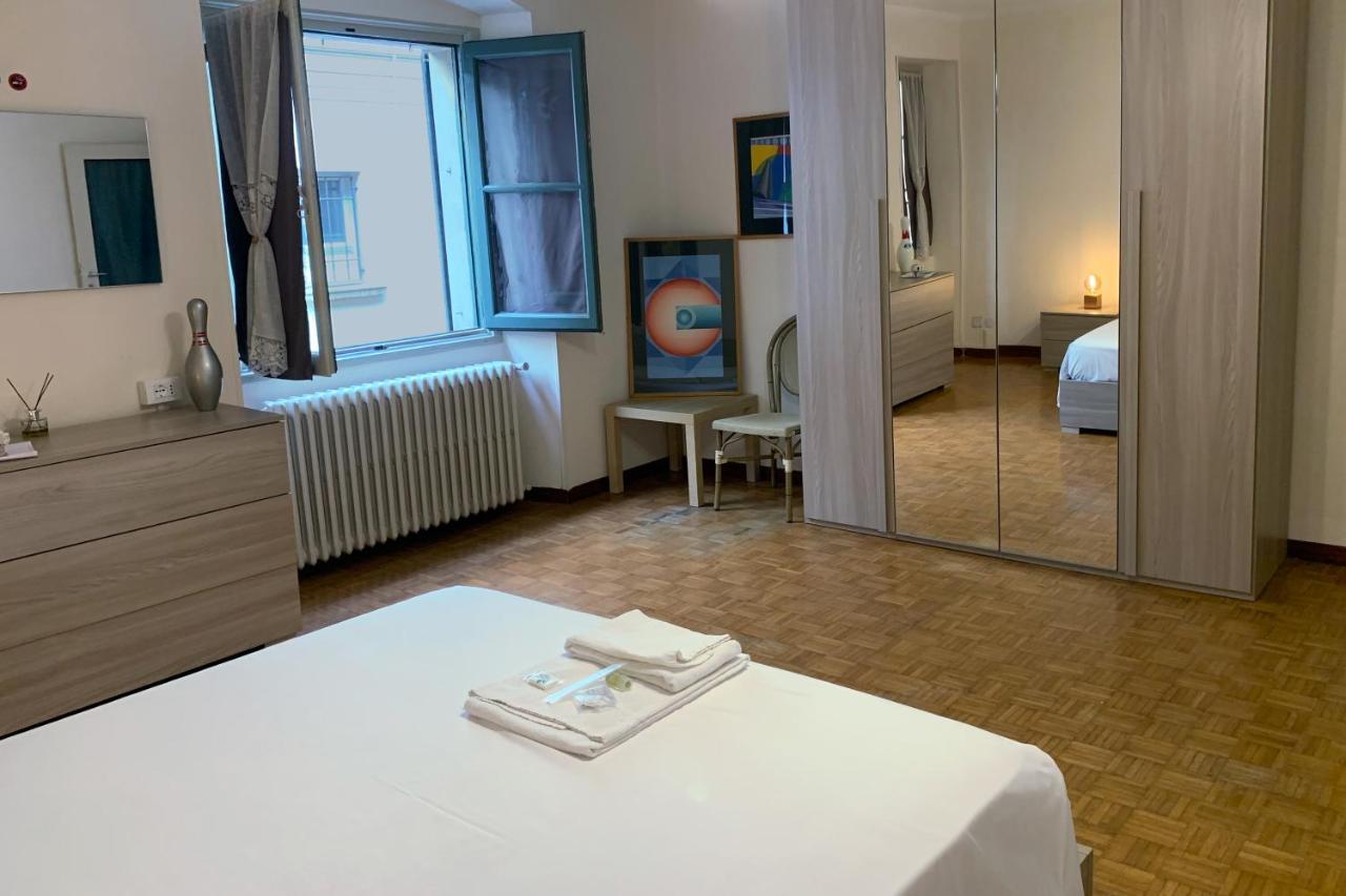 Fiordiluna, Nel Cuore Di Brescia Hotel Bagian luar foto